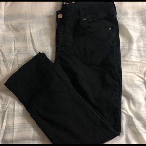 American Eagle size 16 mid rise skinny jeans